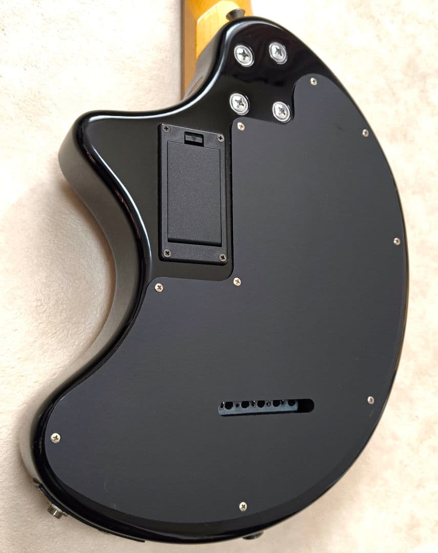 超美品】ZO-3 芸達者 3TS アンプ内蔵ミニギター 専用ケース付