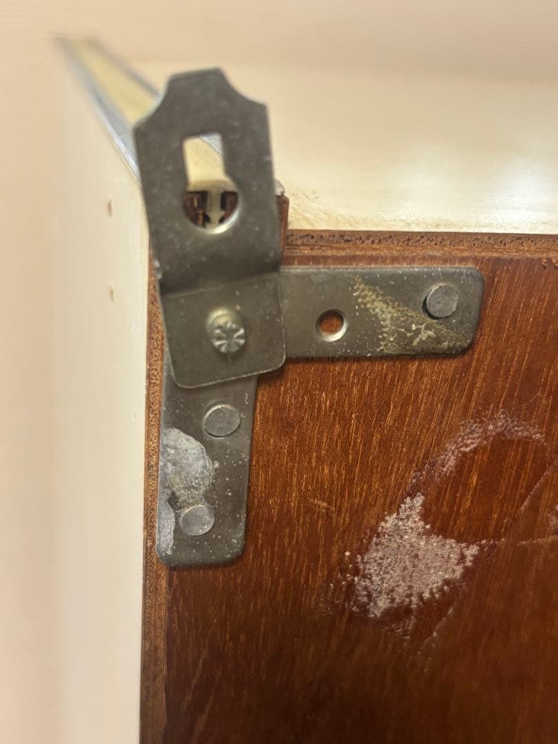 昭和レトロポップ　食器棚 アーチ型ガラス扉　キャビネット