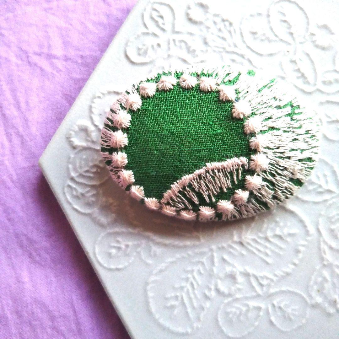 専用 ⑩118ミナペルホネン ハンドメイド ブローチアクセサリー