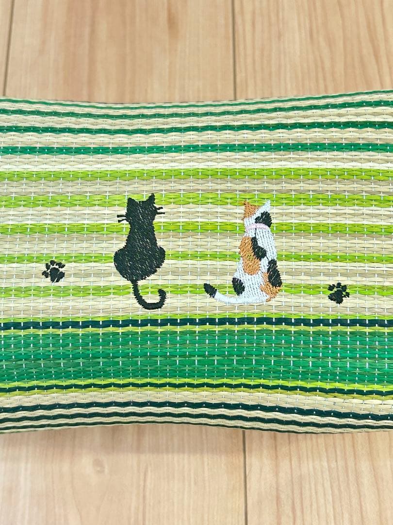 【美品】ねこ柄　い草まくら　〜黒猫とミケ〜