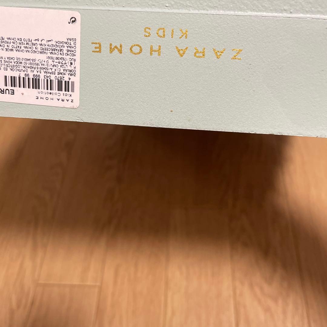 ザラホーム、家具