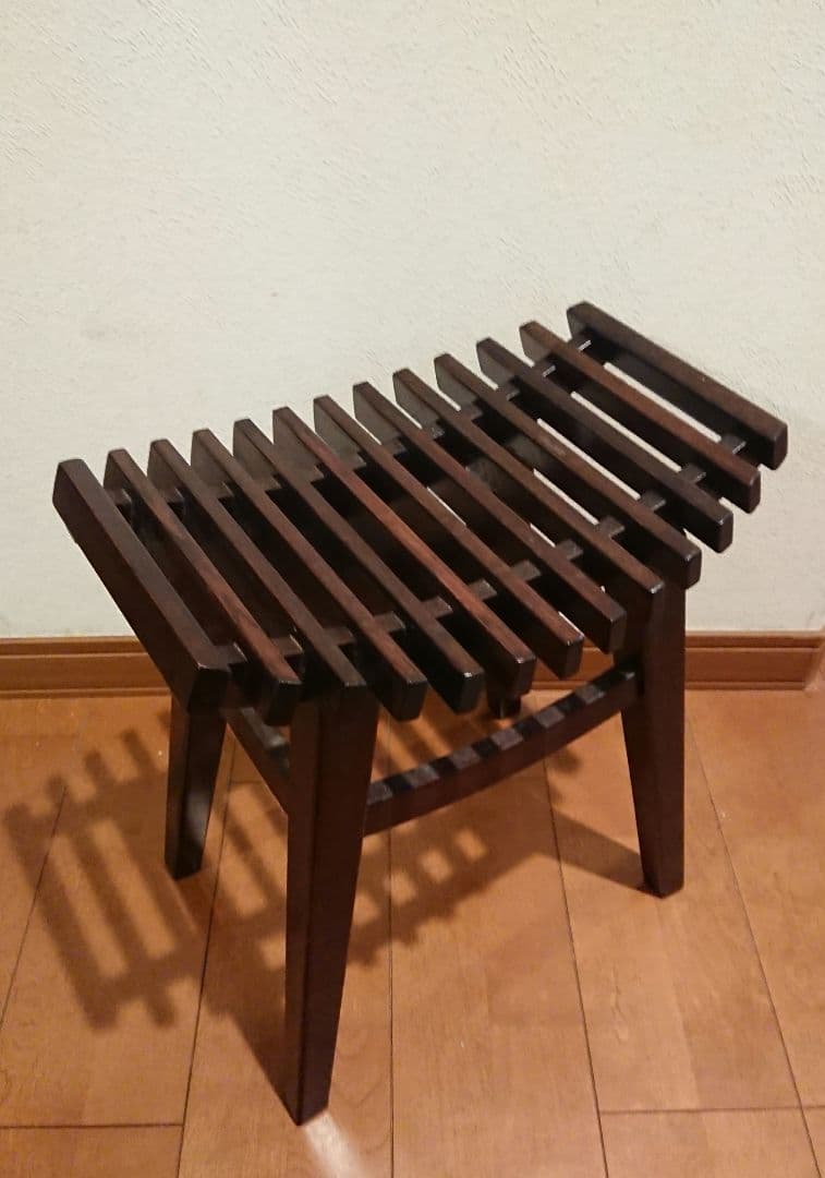 楡無垢材 格子スツール 黒 和モダン アンティーク 椅子 腰掛け 飾り台 天然木