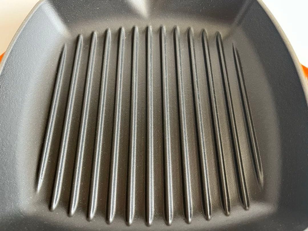 ルクルーゼ　スクエアスキレットグリル　グリルパン　26cm オレンジ