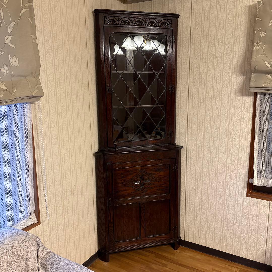 英国製ジェイシーファニチャー製アンティーク家具飾り棚コーナー