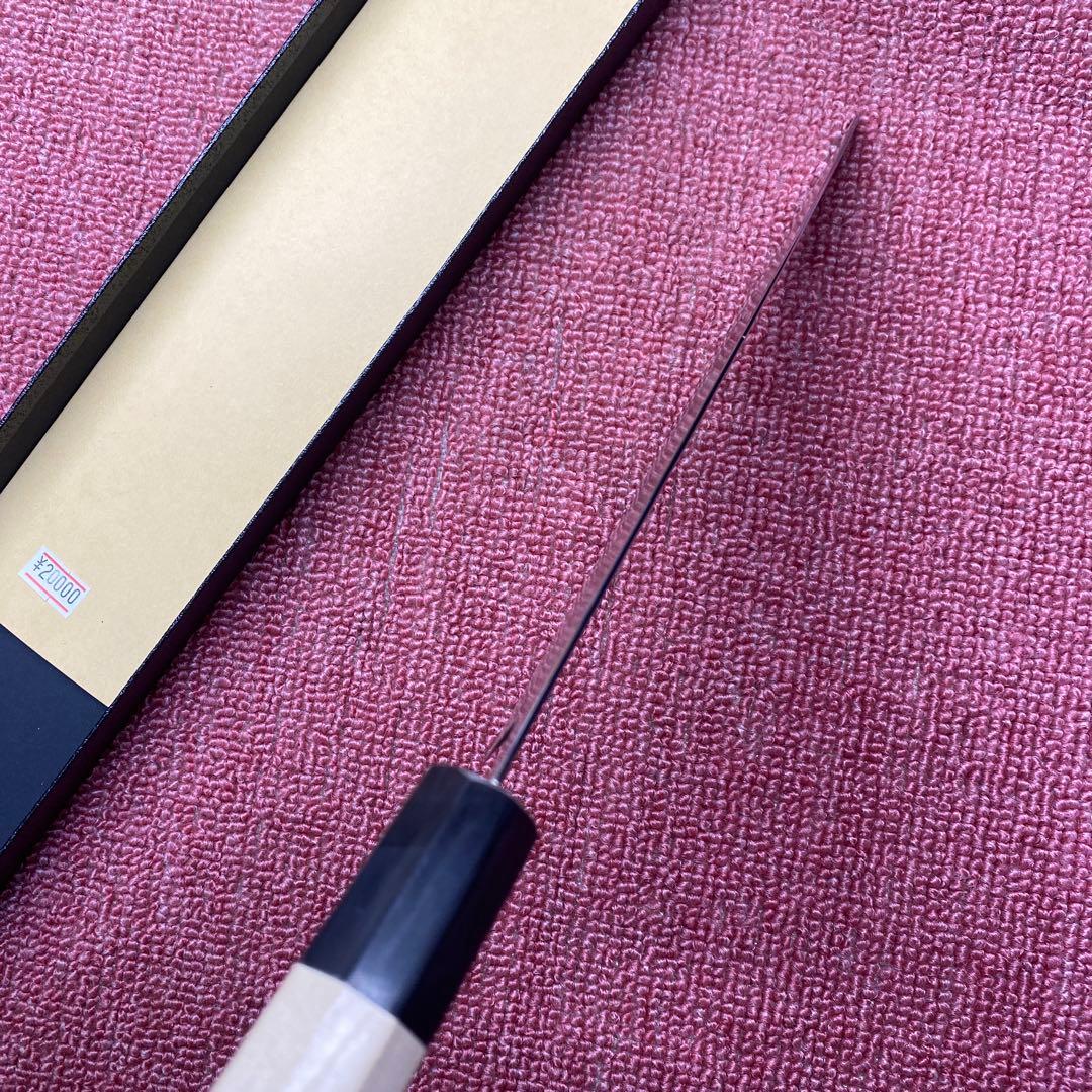 ハイカーボンステンレス鋼　牛刀　210㎜　　7寸