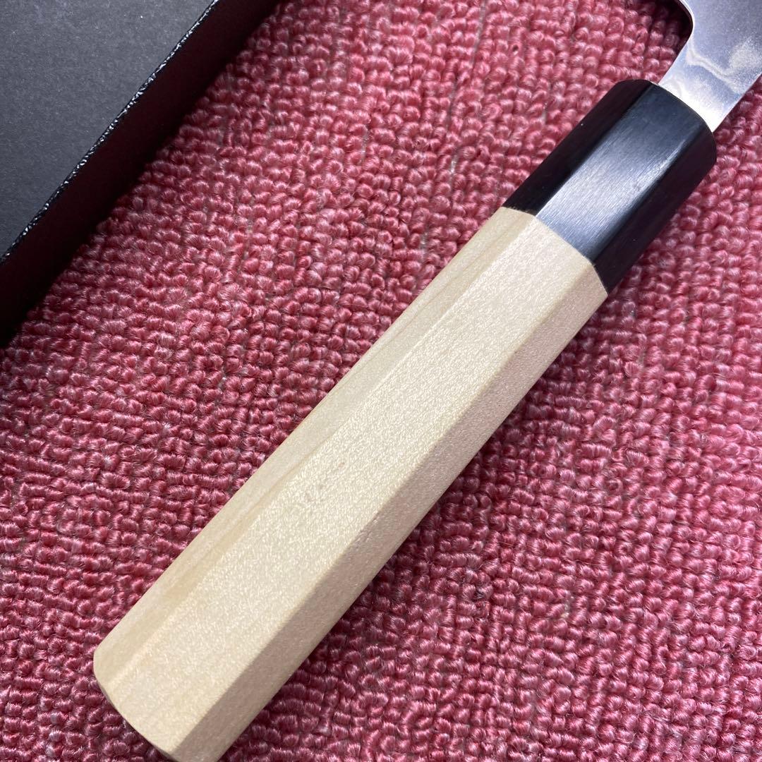 ハイカーボンステンレス鋼　牛刀　210㎜　　7寸