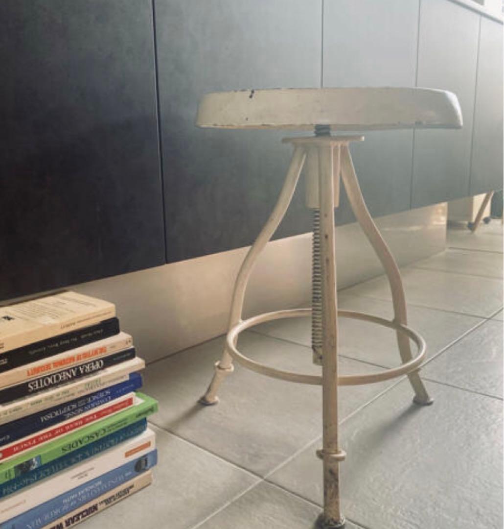 フランス製　昇降スチールチェア　アイアンスツール　インダストリアル　アンティーク