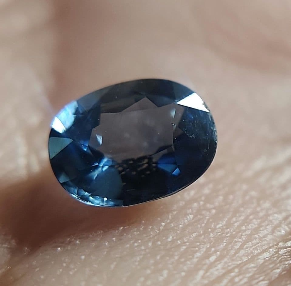 天然ブルーサファイア 0.720ct