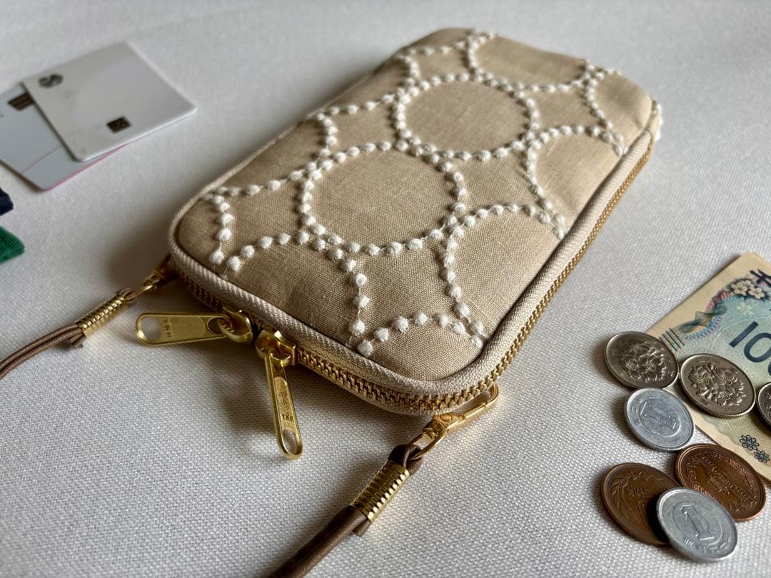 ★はるゆかい【スマホショルダー】ミナペルホネン タンバリン ライトベージュ