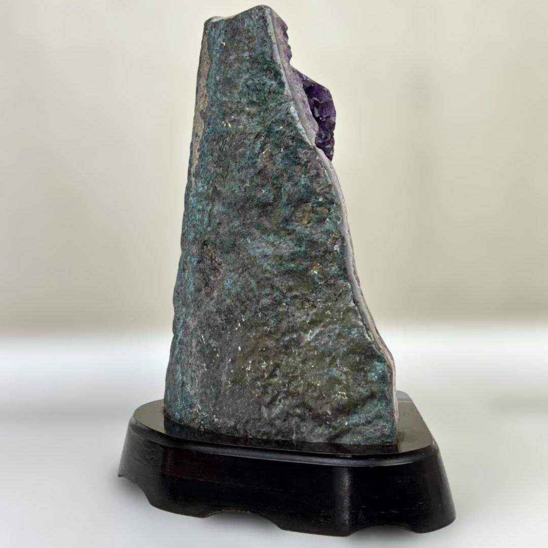 アメジスト　原石　巨大13.7㎏　パワーストーン　ドーム？　ジオード？　台座付き