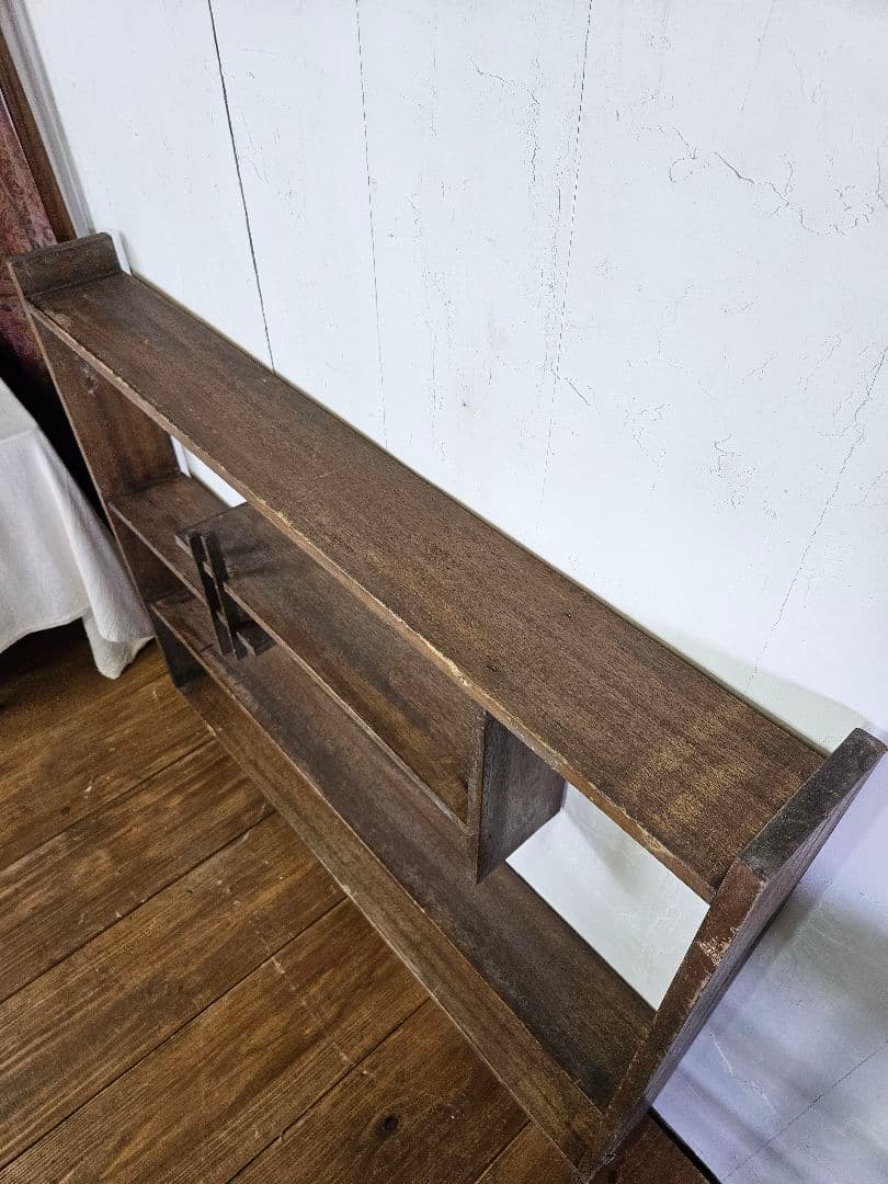 日本のアンティーク 古い木製のオープンラック ウォールシェルフ 飾り棚