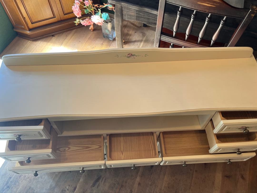 ロココ調 白家具 インテリア アンティーク 薔薇 ローズ チェスト 姫系