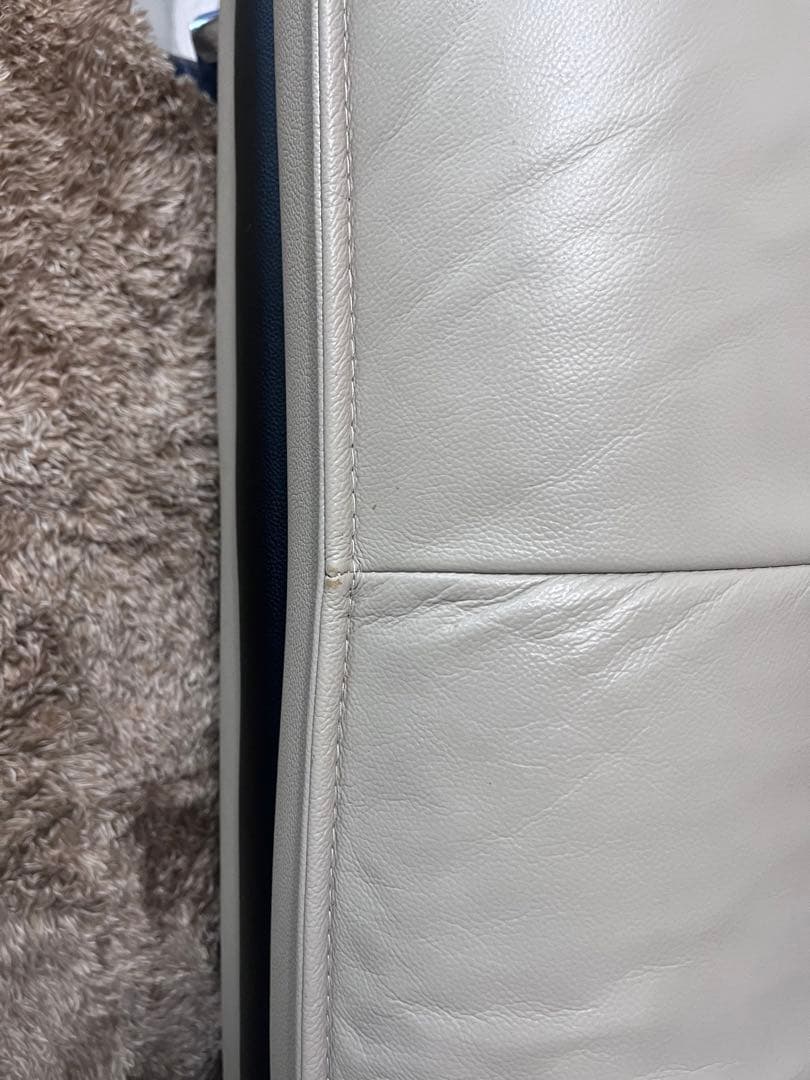 ニトリ本革カウチソファ