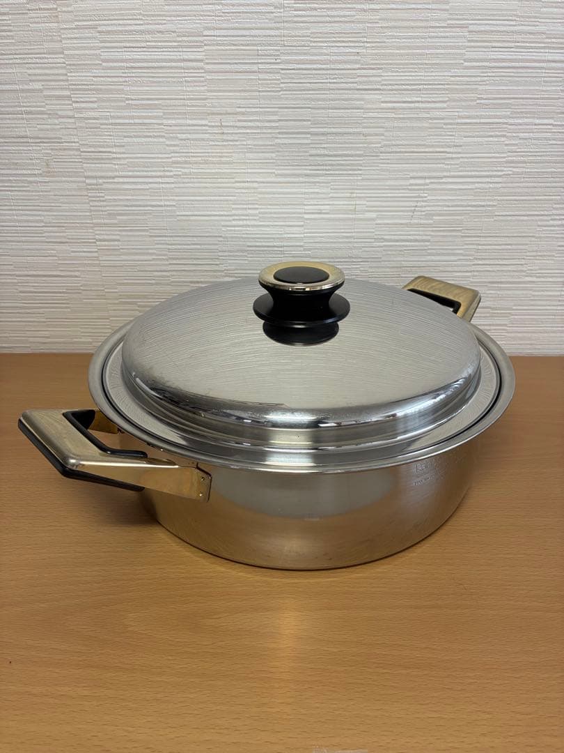 タッパーウェア Rainbow Cooker ステンレス製 中型両手鍋 26㎝