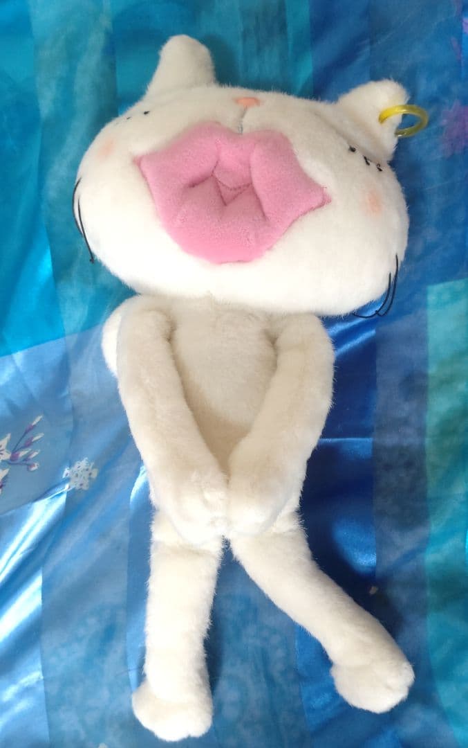 【激レア！】宇多田ヒカル　公式グッズ　猫ぬいぐるみ、バンダナ、うちわ新品セット♡