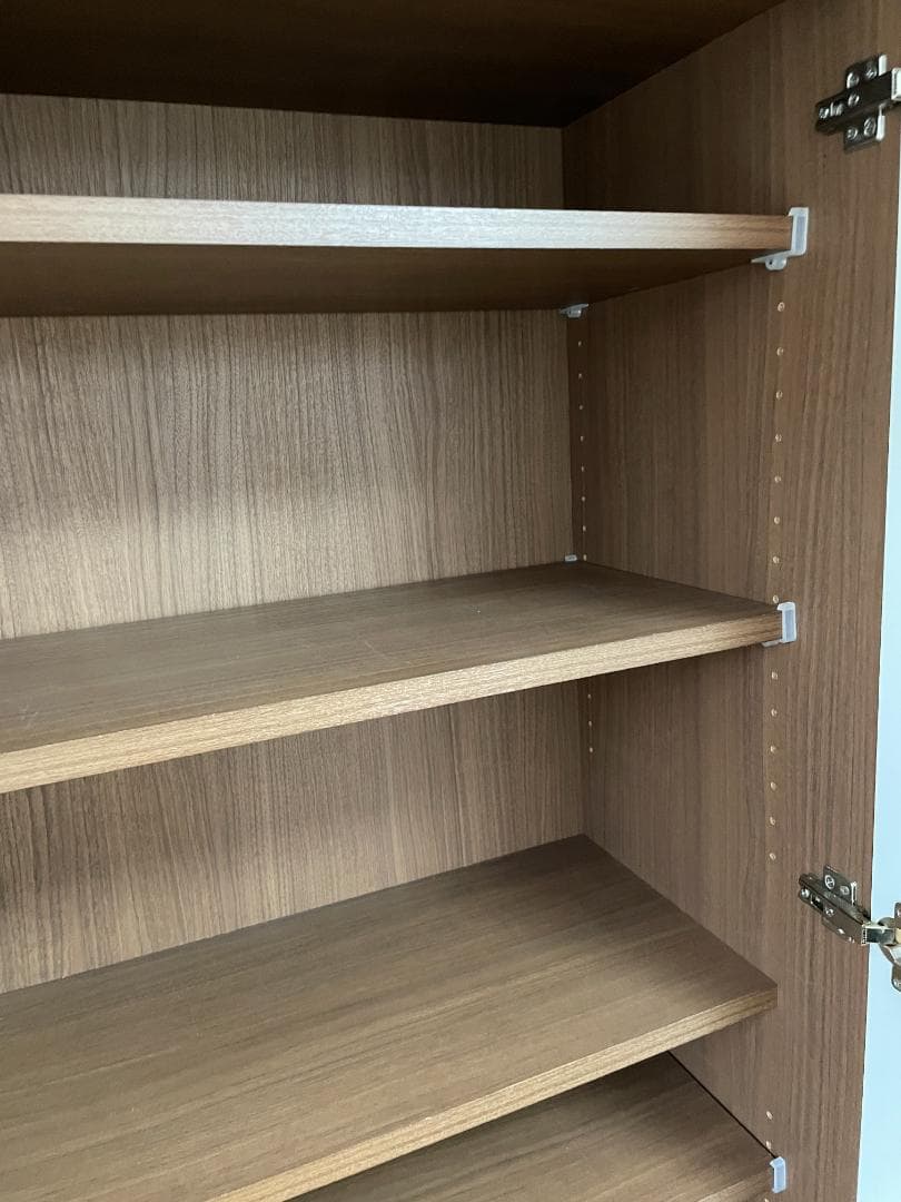 ニトリ　本棚　キャビネット 飾棚 書棚 食器棚　大型　両開き　棚板可動式