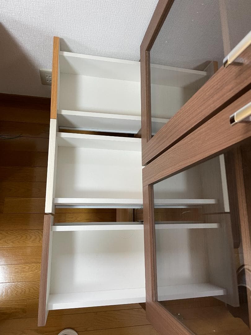 ニトリ　本棚　キャビネット 飾棚 書棚 食器棚　大型　両開き　棚板可動式