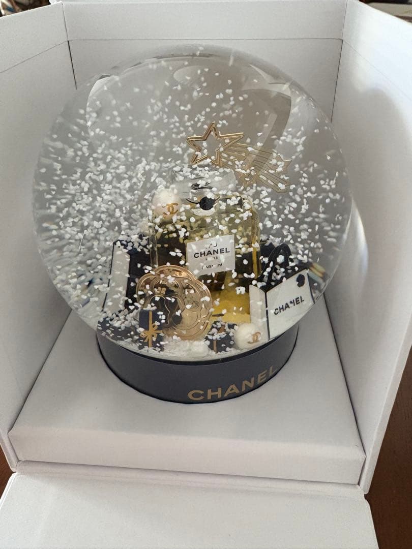 【新品】CHANEL シャネル スノードーム 2025年版 クリスマス