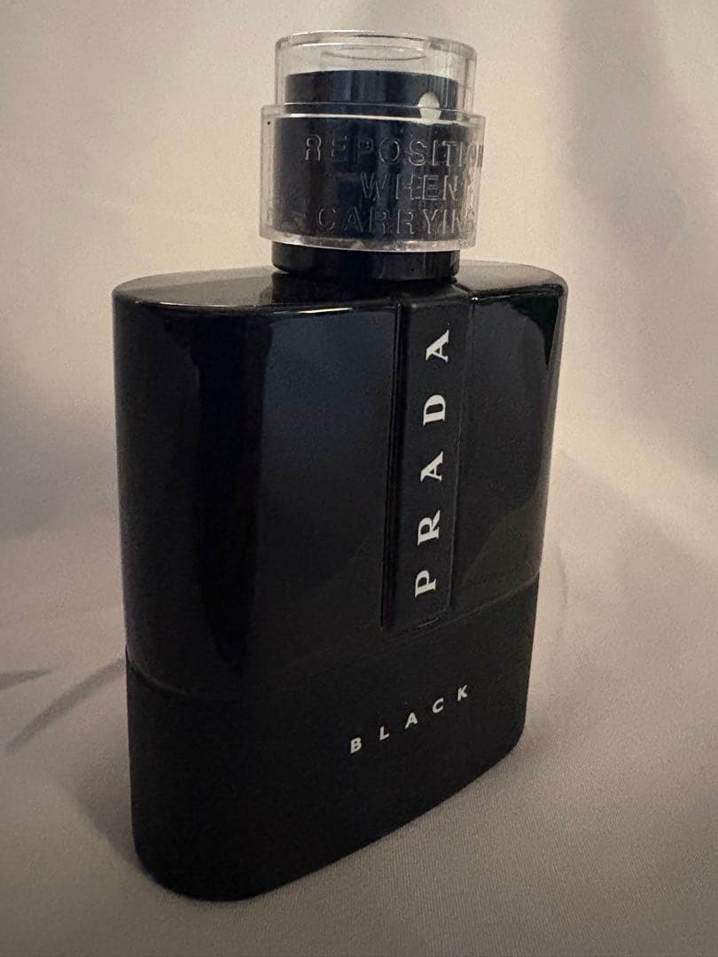 【残量約9割・箱付】プラダ ルナロッサ ブラック EDP 100ml 香水