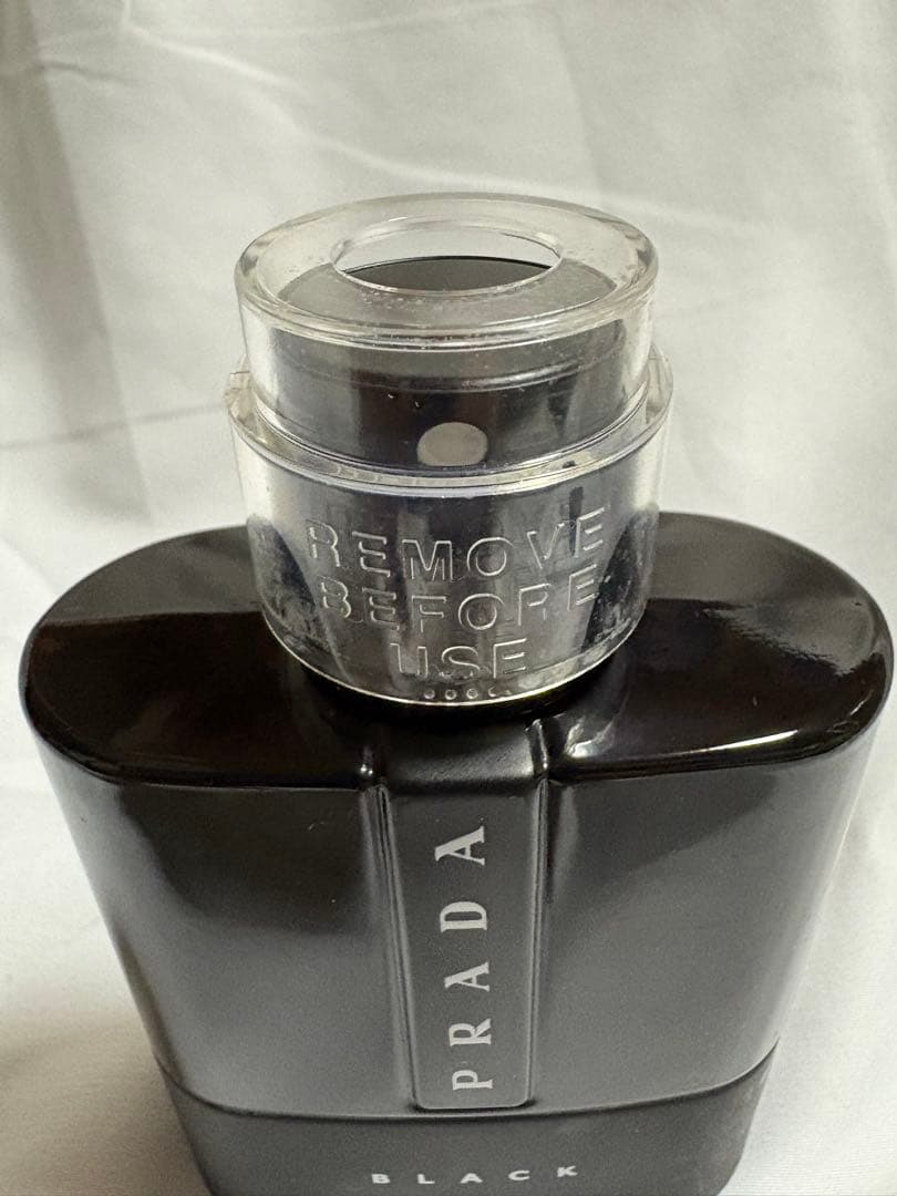 【残量約9割・箱付】プラダ ルナロッサ ブラック EDP 100ml 香水