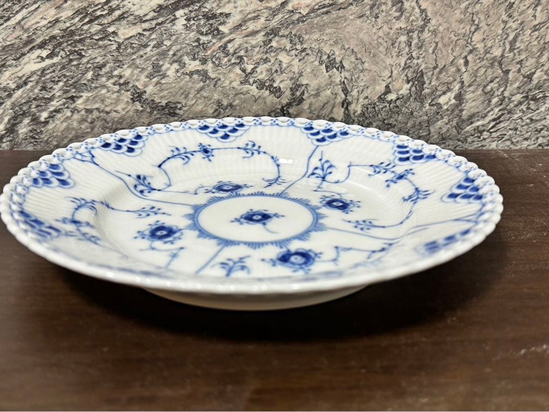最終値下げ　コペンハーゲン　皿　ブルーフルーテッド フルレース