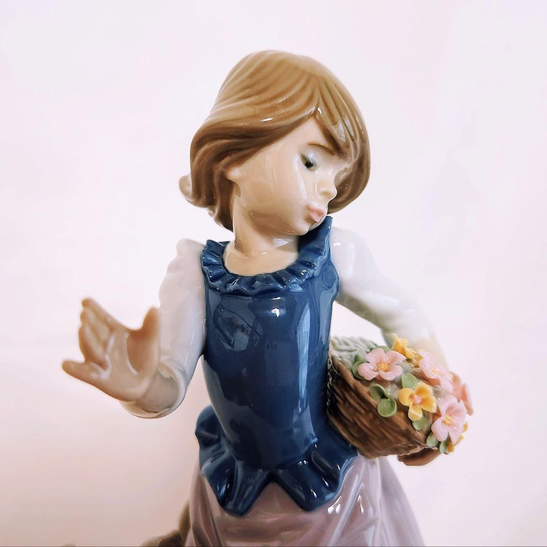 リヤドロ【美品】フィギュリン《少女と犬》No.5761