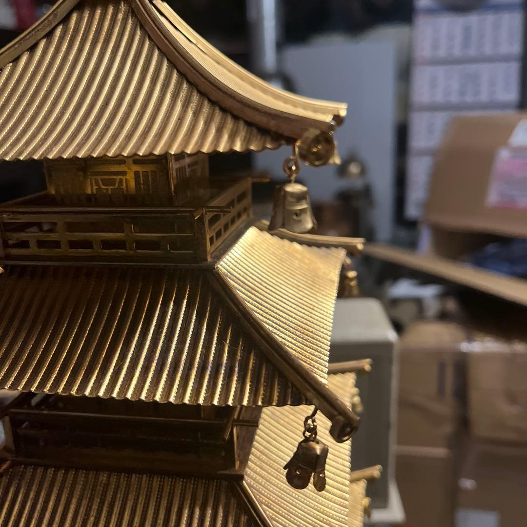 高岡銅器五重の塔、五重の塔、金の五重の塔、金色五重の塔、鉄製に金