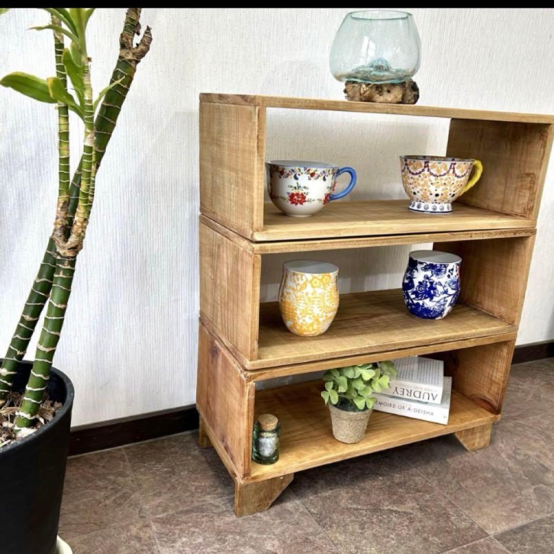 3段オープンシェルフ　飾り棚　ディスプレイラック　杉材　木製ラック