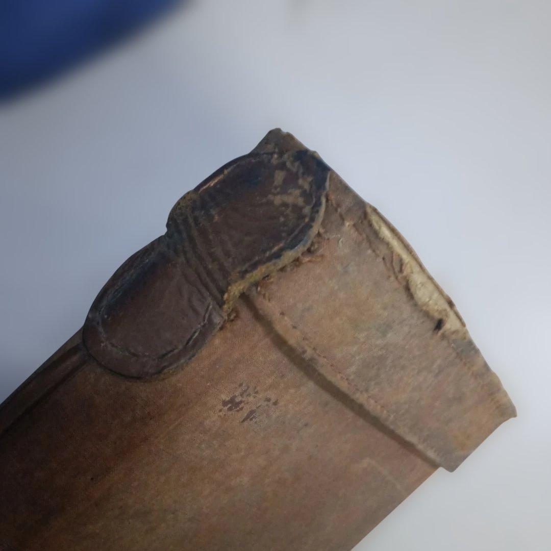 4608)とても古い　布張りのガンケース　詳細不明