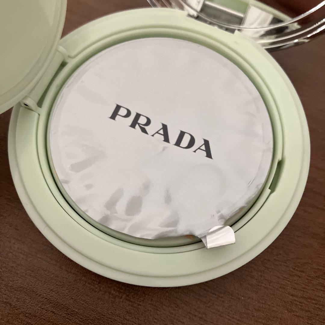 PRADA AUGMENTED SKIN クッションファンデーション LN25