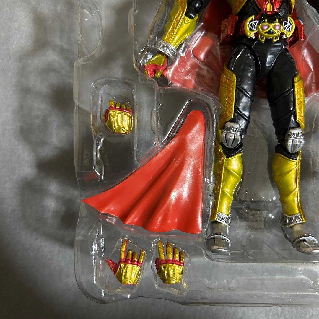 S.H.Figuarts 仮面ライダーキバ　エンペラーフォーム&ダークキバ