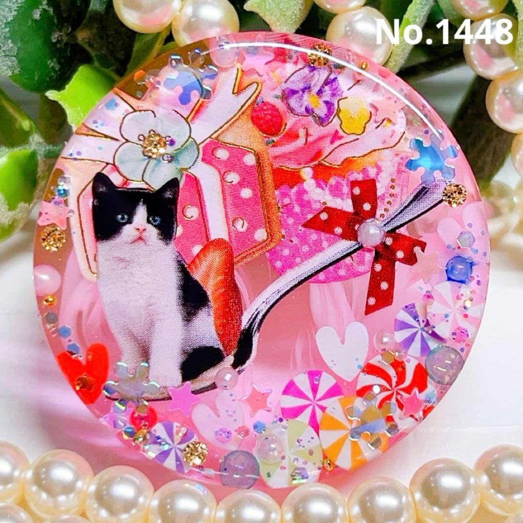 ひなた様 レジンヘアゴム 大きめ ハチワレ猫ちゃん キャンディNo.1448