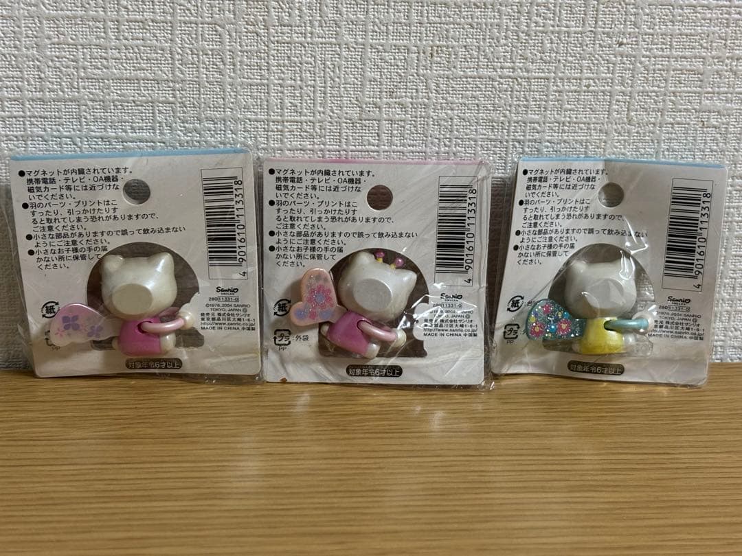 ハローキティ キラキラウィングクリップ サンリオ　3点　#1