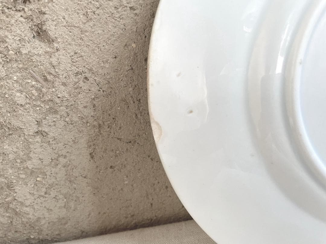 クレイユモントローレリーフ 平皿 N-892/フランスアンティーク