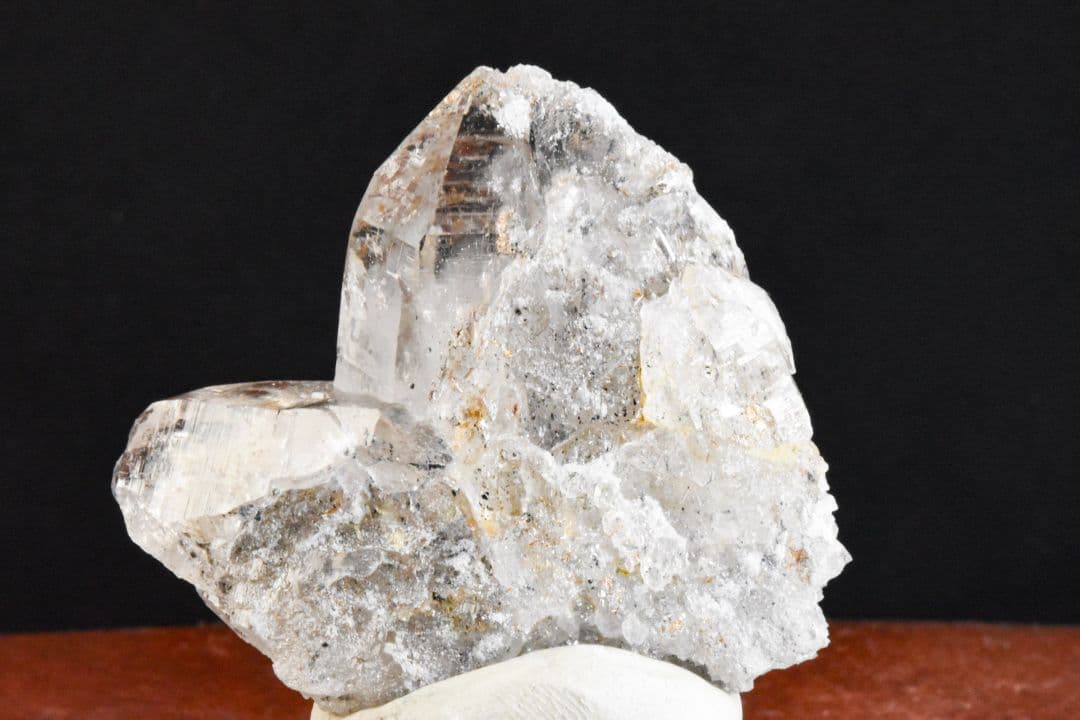 カイラス産 ルチルグリッド付きクォーツ