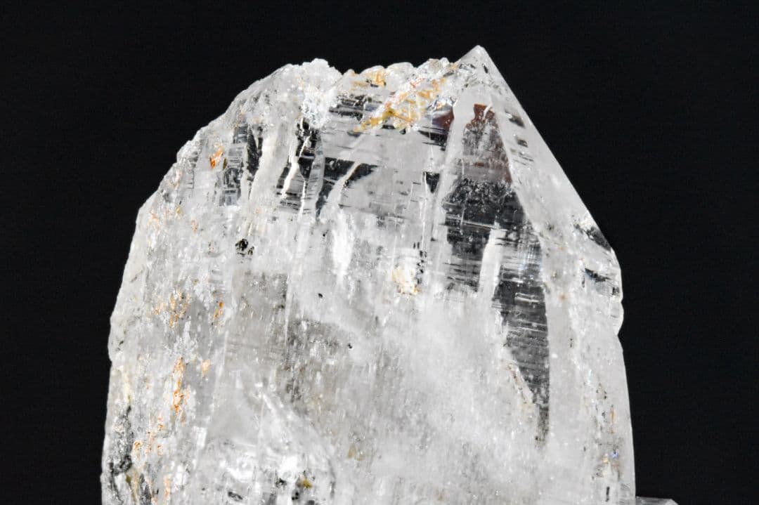 カイラス産 ルチルグリッド付きクォーツ