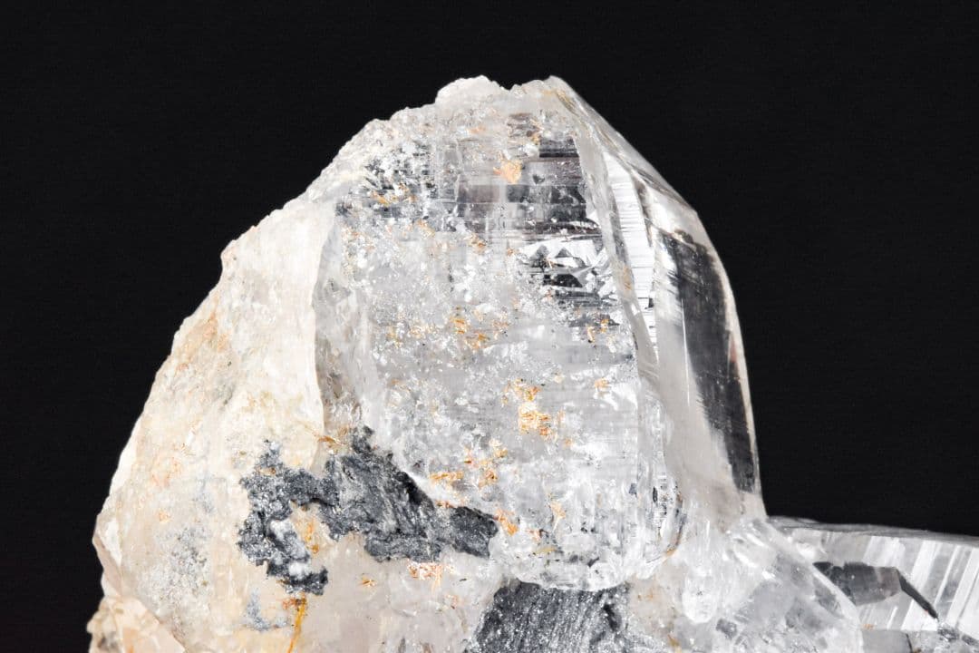 カイラス産 ルチルグリッド付きクォーツ