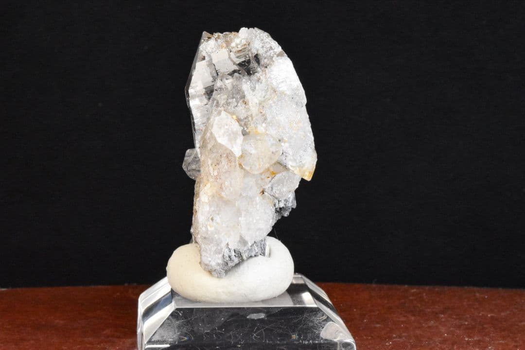 カイラス産 ルチルグリッド付きクォーツ