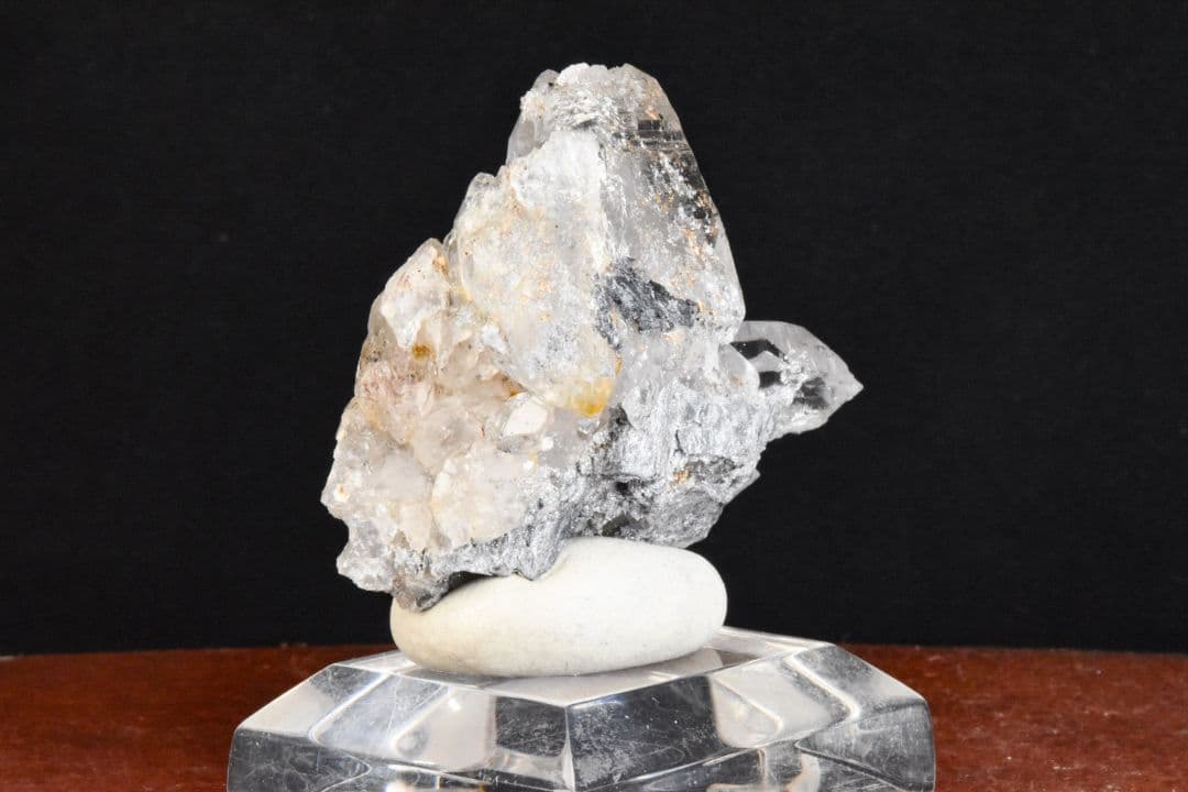 カイラス産 ルチルグリッド付きクォーツ