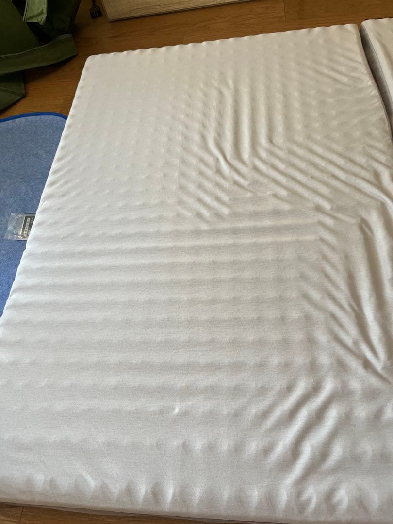 【2回のみ使用 ほぼ新品】西川 &Free マットレスSG レギュラー