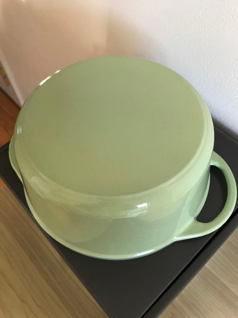 Vermicular バーミキュラ オーブンポットラウンド 22cm