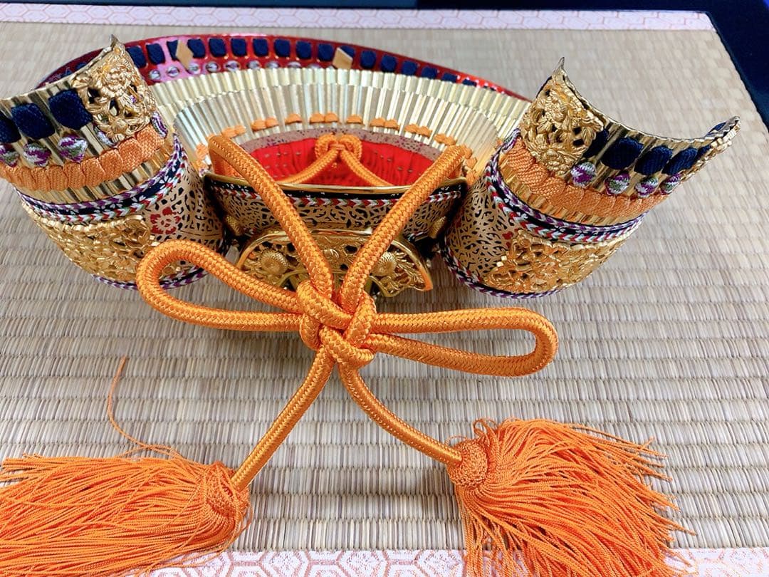 五月人形・兜(白檀威)＋太刀弓揃え、名工六代目 平安甲庄作 : ヴィンテージ