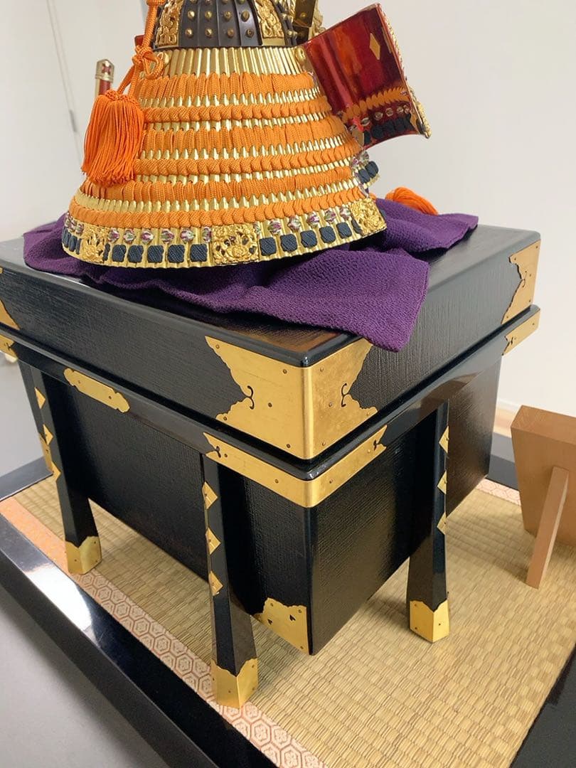 五月人形・兜(白檀威)＋太刀弓揃え、名工六代目 平安甲庄作 : ヴィンテージ