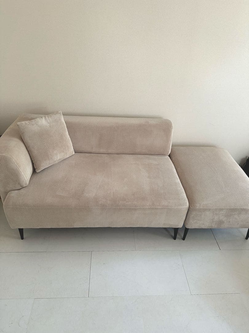 Sicmo オットマン付き 2人掛けソファ グレージュ 美品 （引き取りのみ）