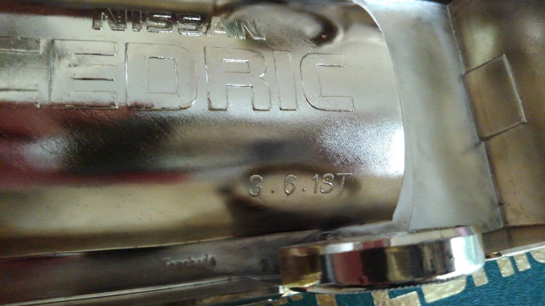 シガレットケース、オルゴール