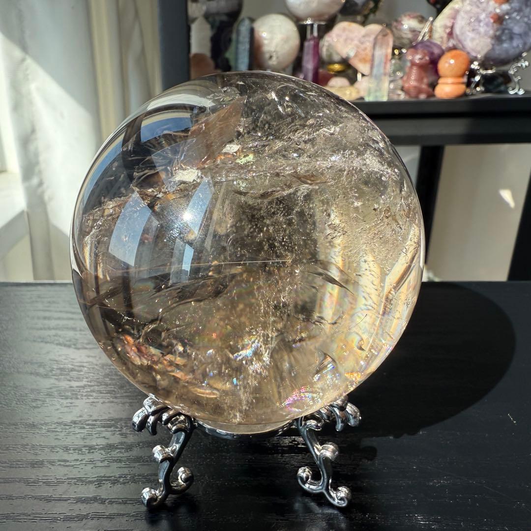 天然石ルチルクォーツ共生スモーキークォーツのスフィア　丸玉NO.100914