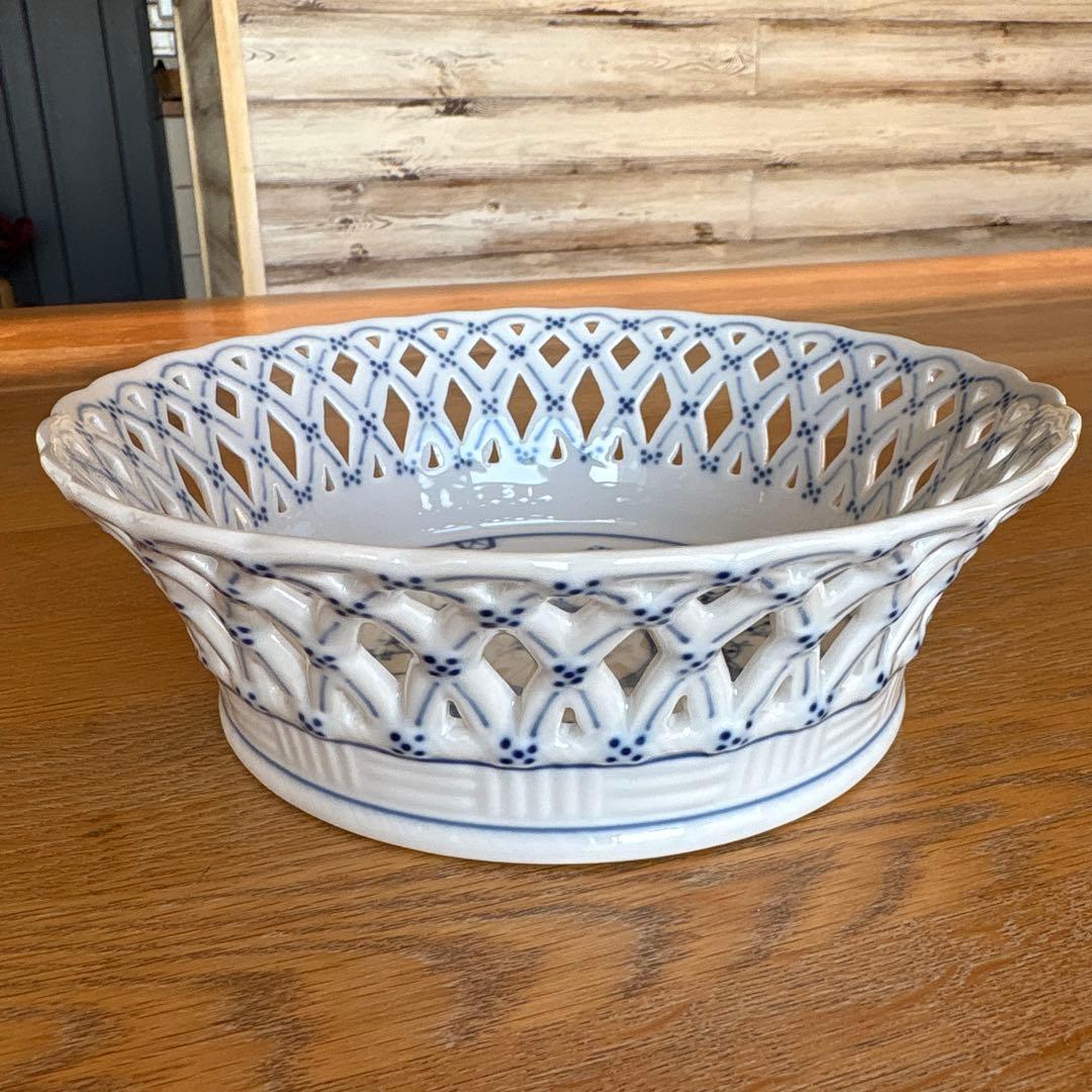 ロイヤルコペンハーゲン フルレース ブルーフルテッド ボウル フルーツバスケット