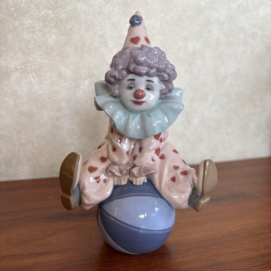 リヤドロ　陶磁器　ピエロと仔犬の置物２個セット