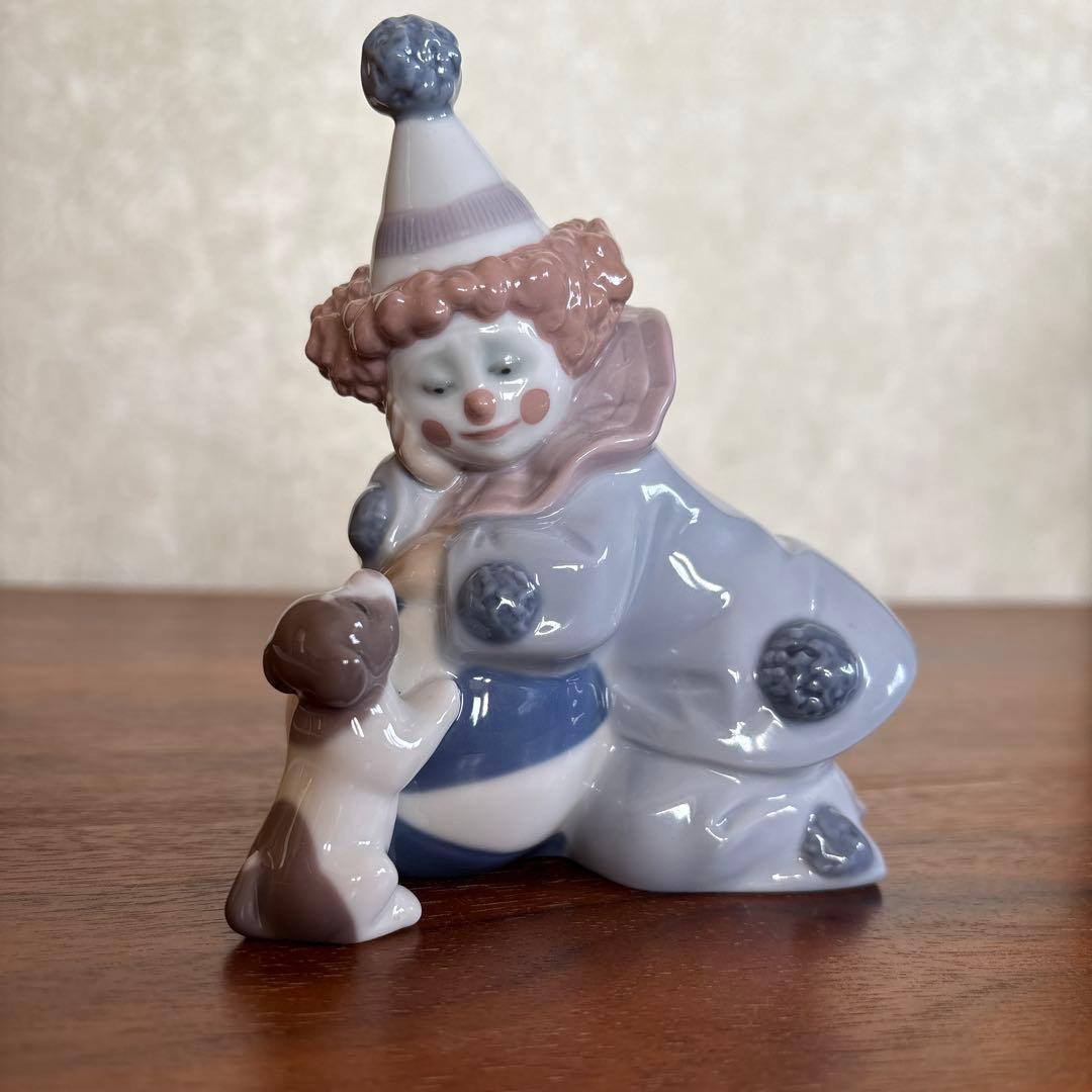 リヤドロ　陶磁器　ピエロと仔犬の置物２個セット