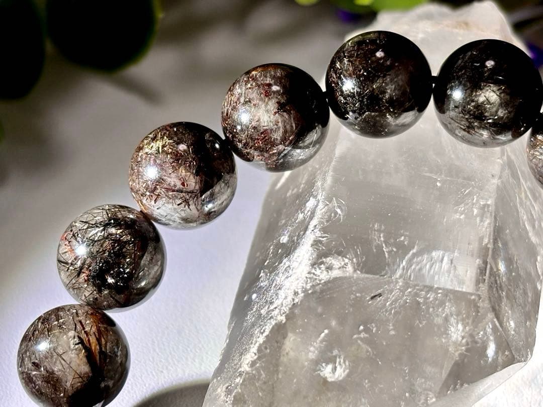 究極品質　幻のリアルブラックルチルクォーツのブレス　二酸化チタン針　12.2㎜